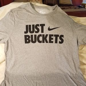 Nike - Dry Fit - Men's Large - Light Grey T-shirt